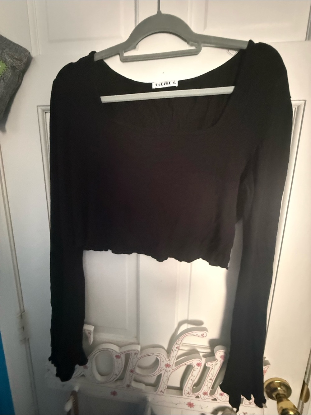 Black Cropped Bell-Sleeve Top - CLOZOZ